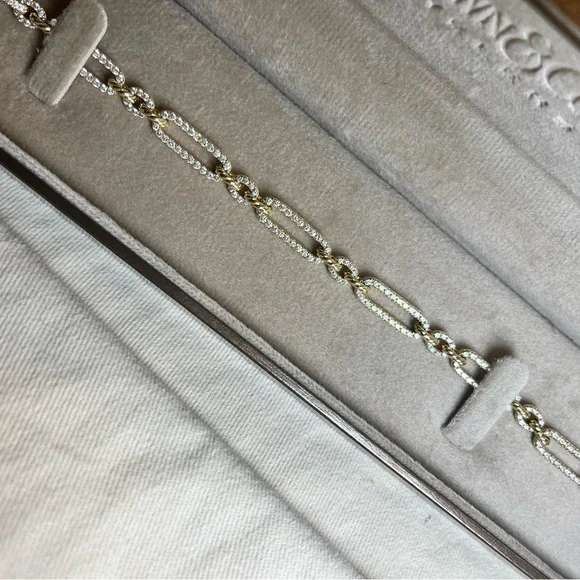David Yurman 18K Gold Pavé Diamond Bracelet – 2.18 Carats |  Authentic + Box - Picture 4 of 10